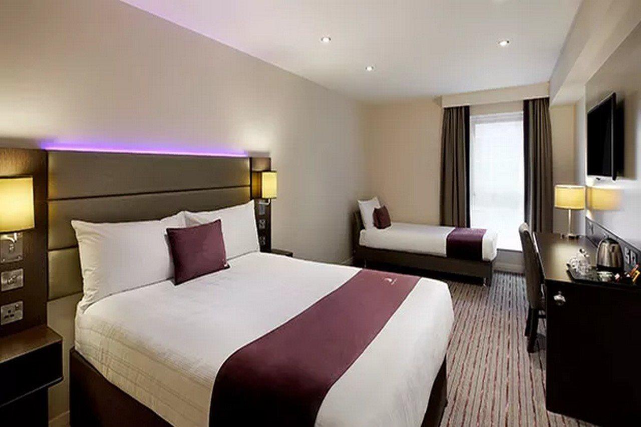 Premier Inn Manchester West Didsbury Dış mekan fotoğraf